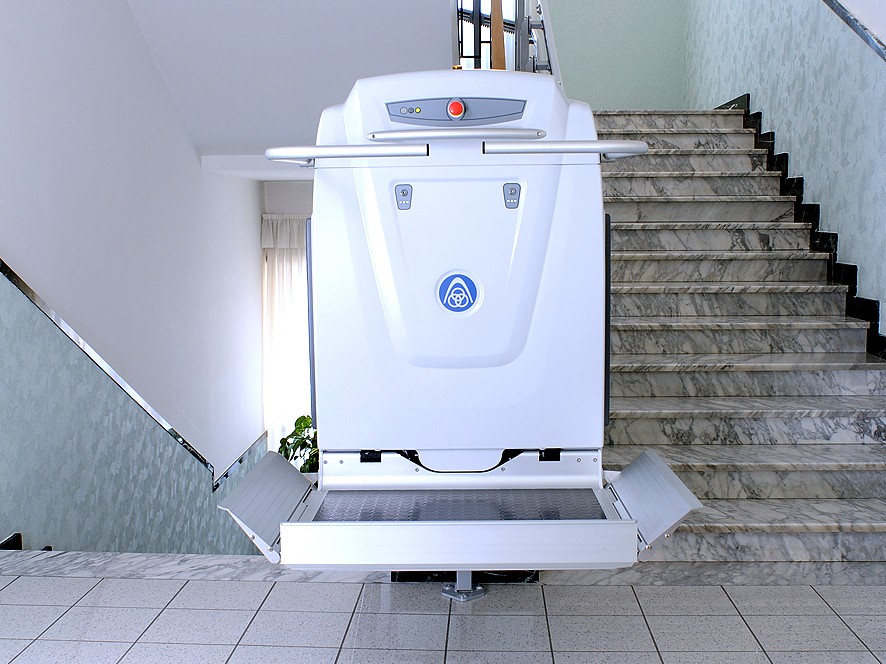 Supra platform lift from thyssenrkupp Home Solutions Supra platform lift from thyssenrkupp Home Solutions